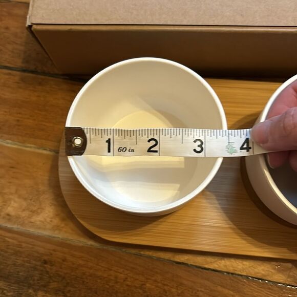 Home 4 Piece Serving Snack Bowl Set with 13” Wood Tray - Picture 6 of 7